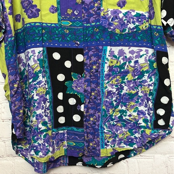 Vintage Take Away Printed Short Sleeve Button Down Blouse - Picture 3 of 10